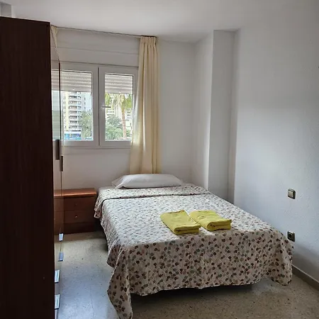 Preciosa Centro Enfrente El Corte Ingles Estacion De Tren Y Metro La Mejor Zona De Casco Antiguo Homestay Malaga